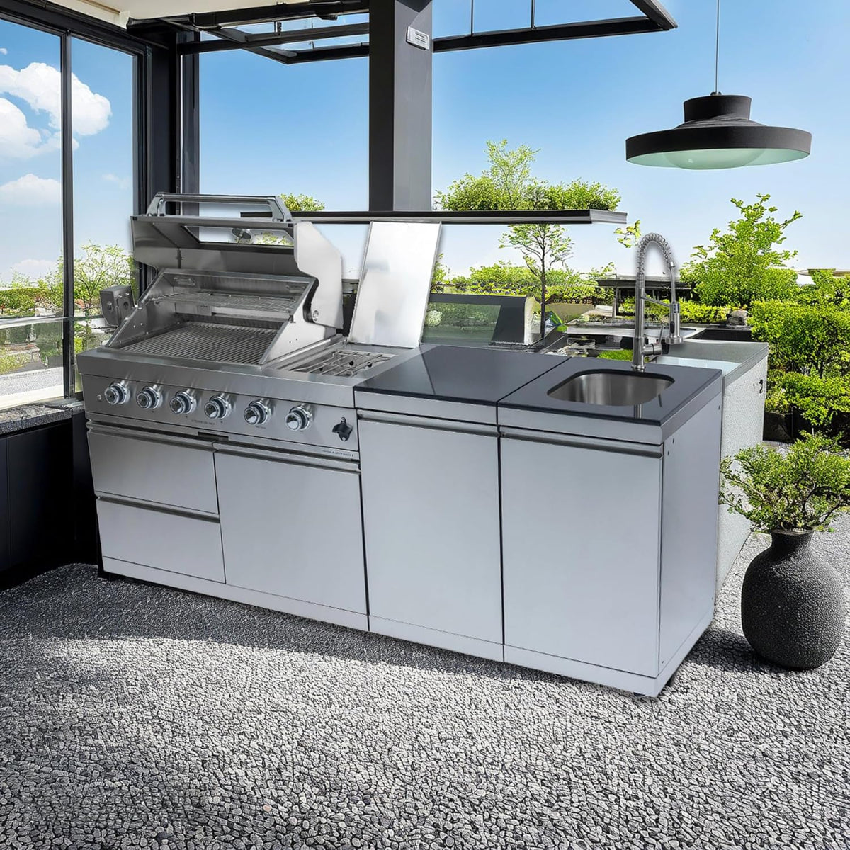 85" 4-Burner Gas Grill Island W/Sink & Granite